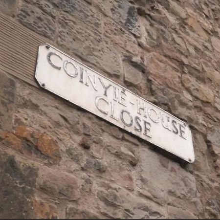 Royal Mile Old Town Apartment เอดินบะระ ภายนอก รูปภาพ