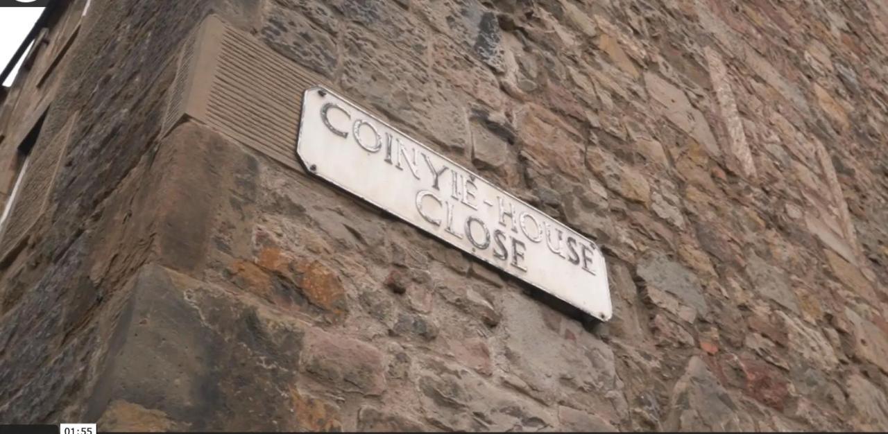 Royal Mile Old Town Apartment เอดินบะระ ภายนอก รูปภาพ
